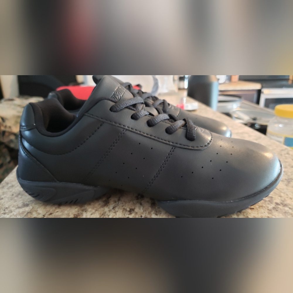 Jazz Shoes - image 2